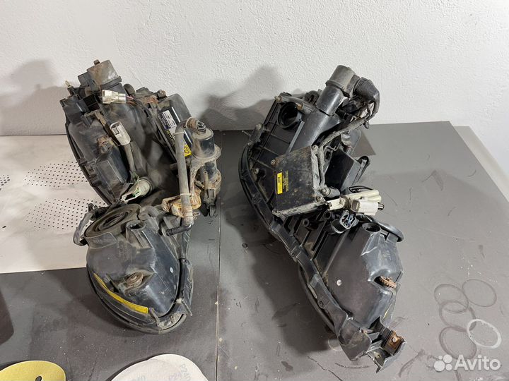 Фара левая Lexus gs300