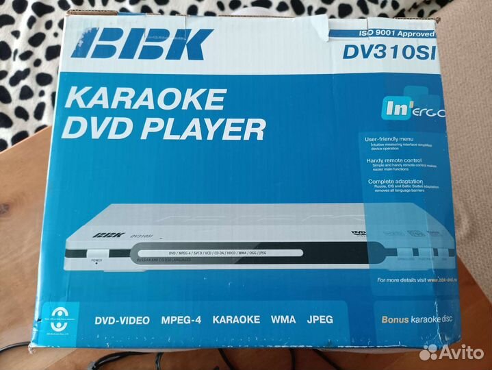 Караоке DVD плеер BBK + микрофон