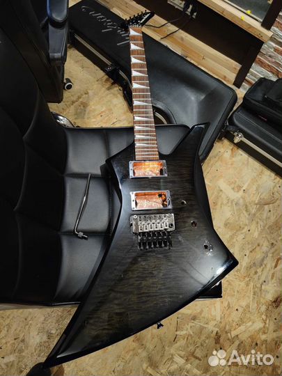 Электрогитара Grover Jackson Kelly KE95