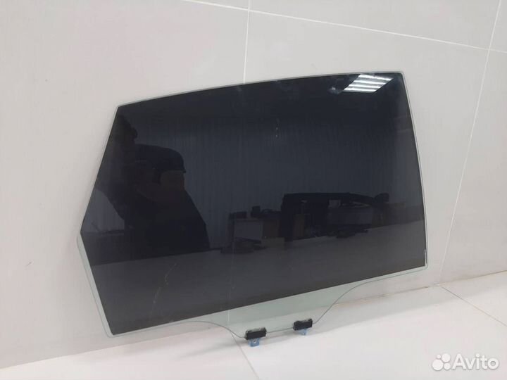 Стекло двери задней правой Subaru Impreza G12 2007