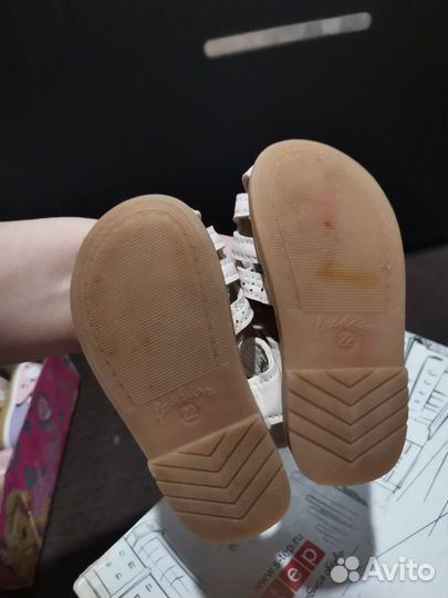 Сандалии для девочки 22 размер