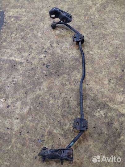 Стабилизатор задний Крайслер Вояджер Додж 01-07