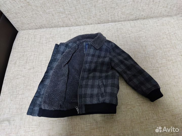 Стильное пальто для мальчика