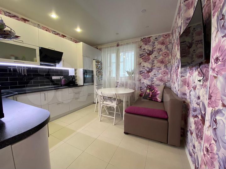 2-к. квартира, 62 м², 11/25 эт.