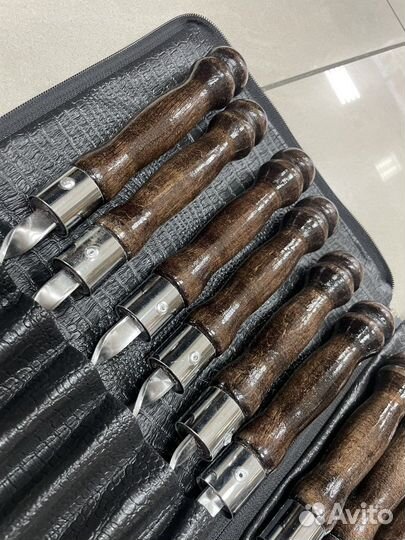 Набор шампуров в кожаном чехле