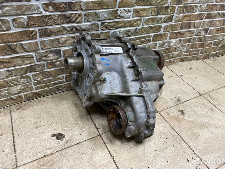 Раздаточная коробка Jeep Grand Cherokee WK2 6.4