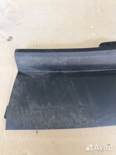 Губа переднего бампера Opel Astra J (3812)