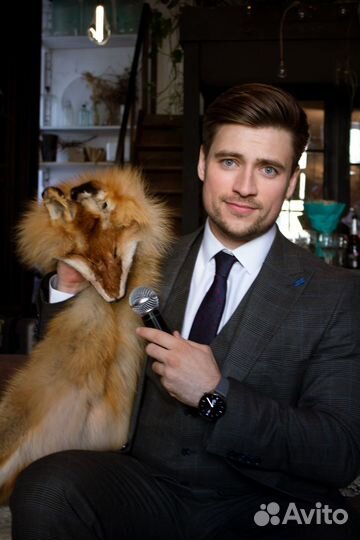 Свадебный поющий ведущий в Москве