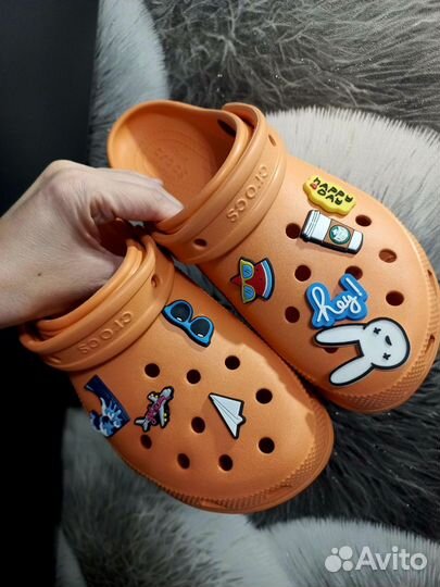 Crocs женские