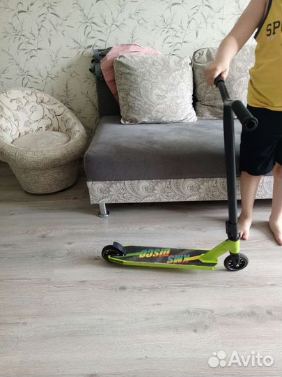 Трюковой самокат