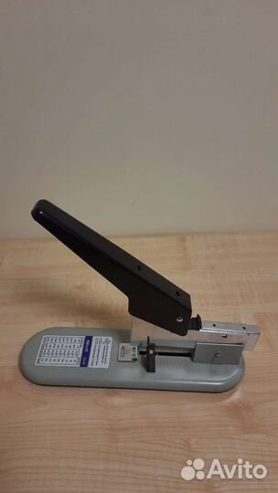 Скобы разные и Степлер мощный Kw-triO 5Olb