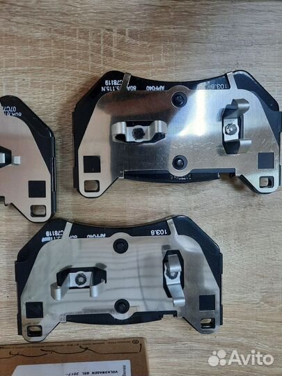 Колодки тормозные передние