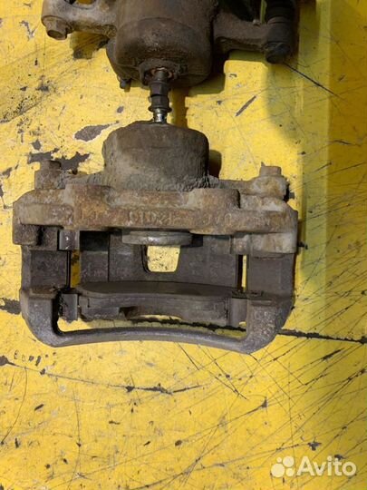 Суппорт передний Daewoo Nexia 2008-2016