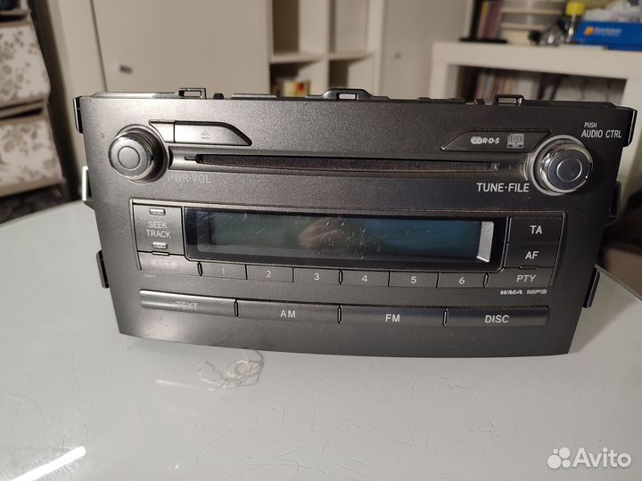 Оригинальная магнитола Toyota Auris (2006-2012)