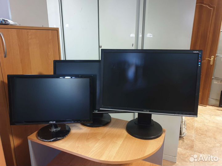 Мониторы Asus 18.5, 22