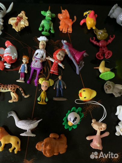 Коллекция Киндеров. 32 шт