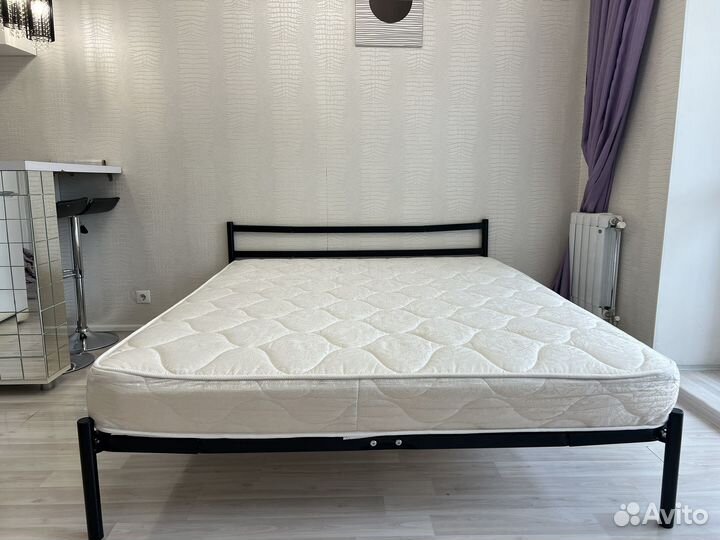 Кровать двухспальная 160 200 бу