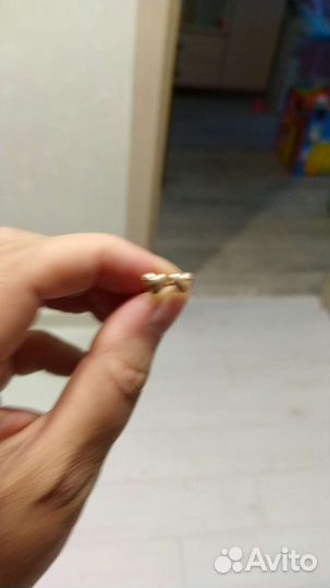 Золотые серьги