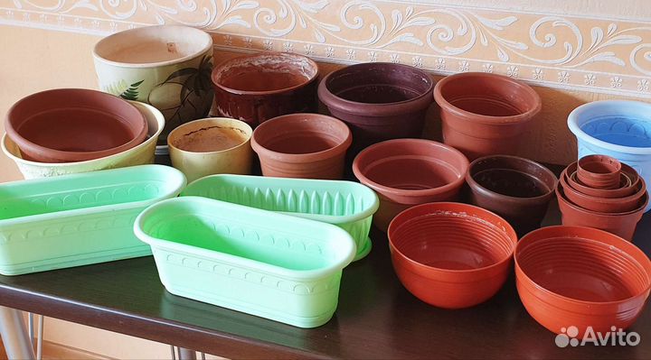 Горшки для цветов разные