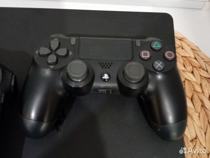 Sony playstation 4 slim 1tb 2 геймпада