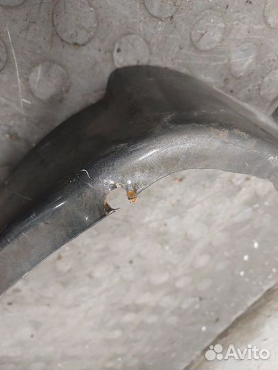 Крыло Chrysler Voyager, 2004