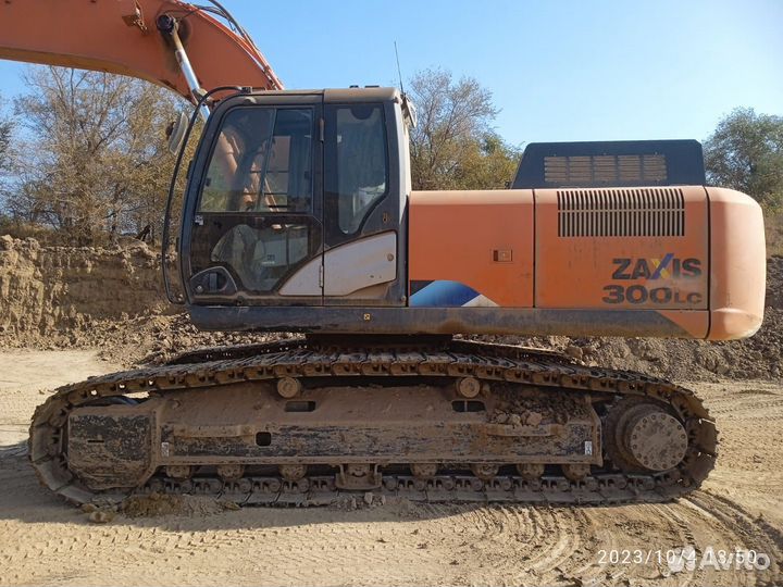 Гусеничный экскаватор Hitachi ZX330LC-5G, 2013