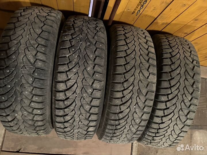 Pirelli Formula Ice 205/65 R16 99T