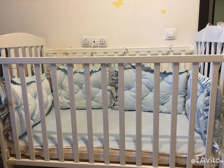 Детская кроватка, матрас, мягкие бортики