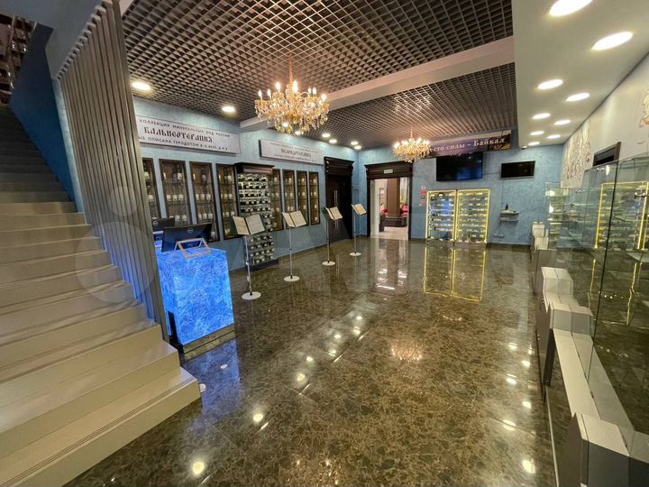 Здание 869 м² с отличным ремонтом. 1-ая линия