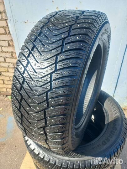 Yokohama Ice Guard IG65 255/55 R18