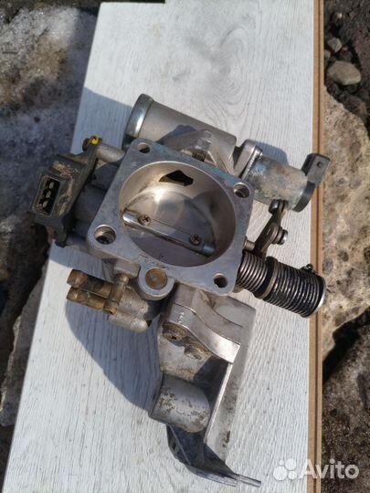 Дроссельная заслонка Опель вектора В