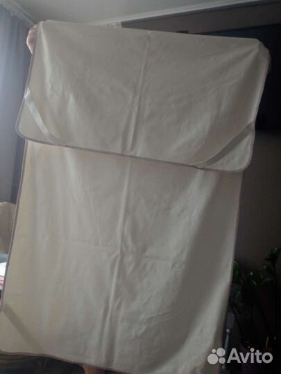 Чехол на матрас,Наматрасник