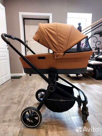 Продам детскую коляску бу