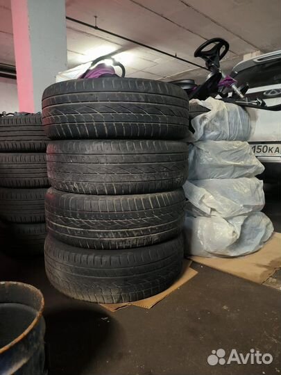 Continental CrossContact UHP E 225/55 R18