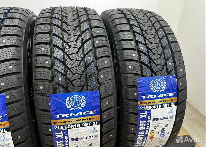 Tri Ace Snow White II 215/60 R16 59T