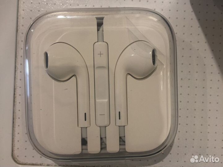 Наушники новые оригинал