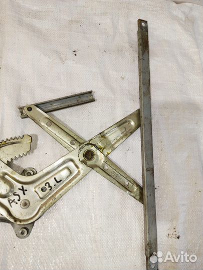 Стеклоподъёмник задний левый Mitsubishi ASX