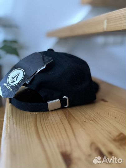 Бейсболка volcom