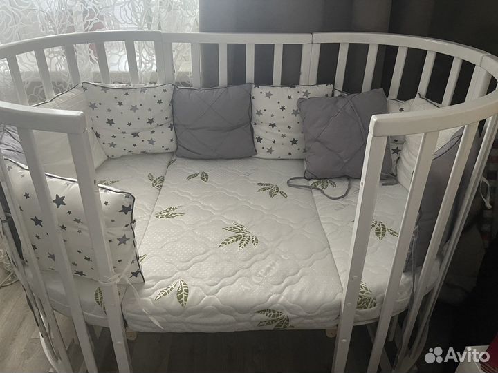 Детская кроватка