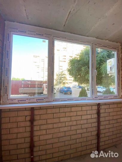 Остекление балконов под ключ