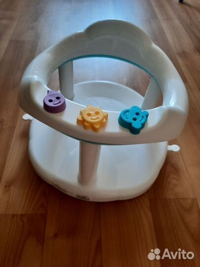 Стульчик для купания в ванной