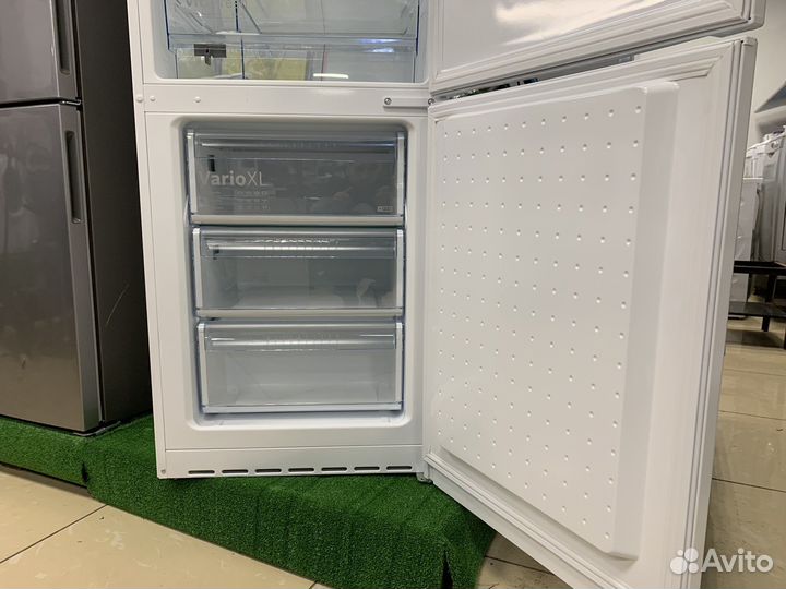 Холодильник Bosch новый