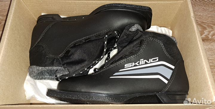 Лыжные ботинки trek SkiinglK1 75