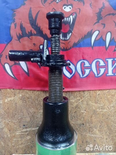 Винтовой домкрат СССР 5 т