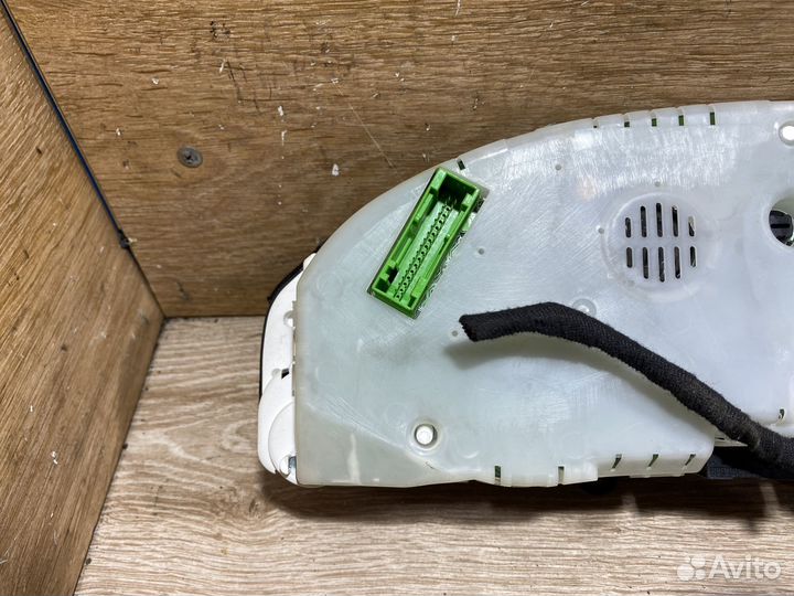 Панель приборов Audi A6 C5 бензин 1121276