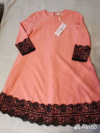 Одежда женская. Платья 42-44. Цена за всё