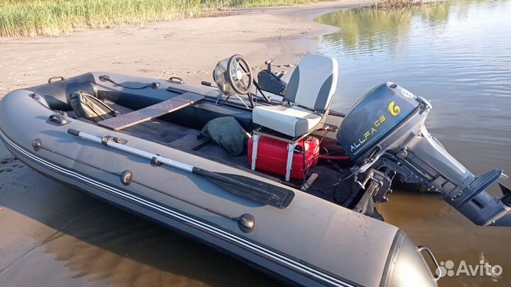 Лодка с дистанцией комплект