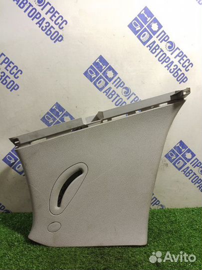 Обшивка стойки задняя левая Kia Rio 2 хэтчбек 1.4