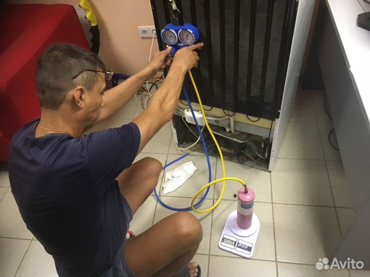 Ремонт холодильников