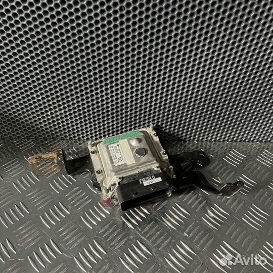 Блок управления двигателем Hyundai Solaris 1